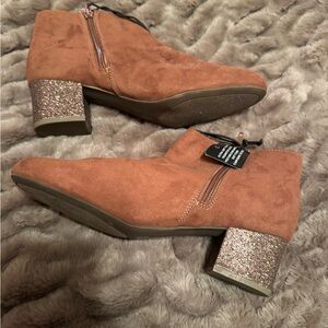 Women’s Glitter Heel Booties